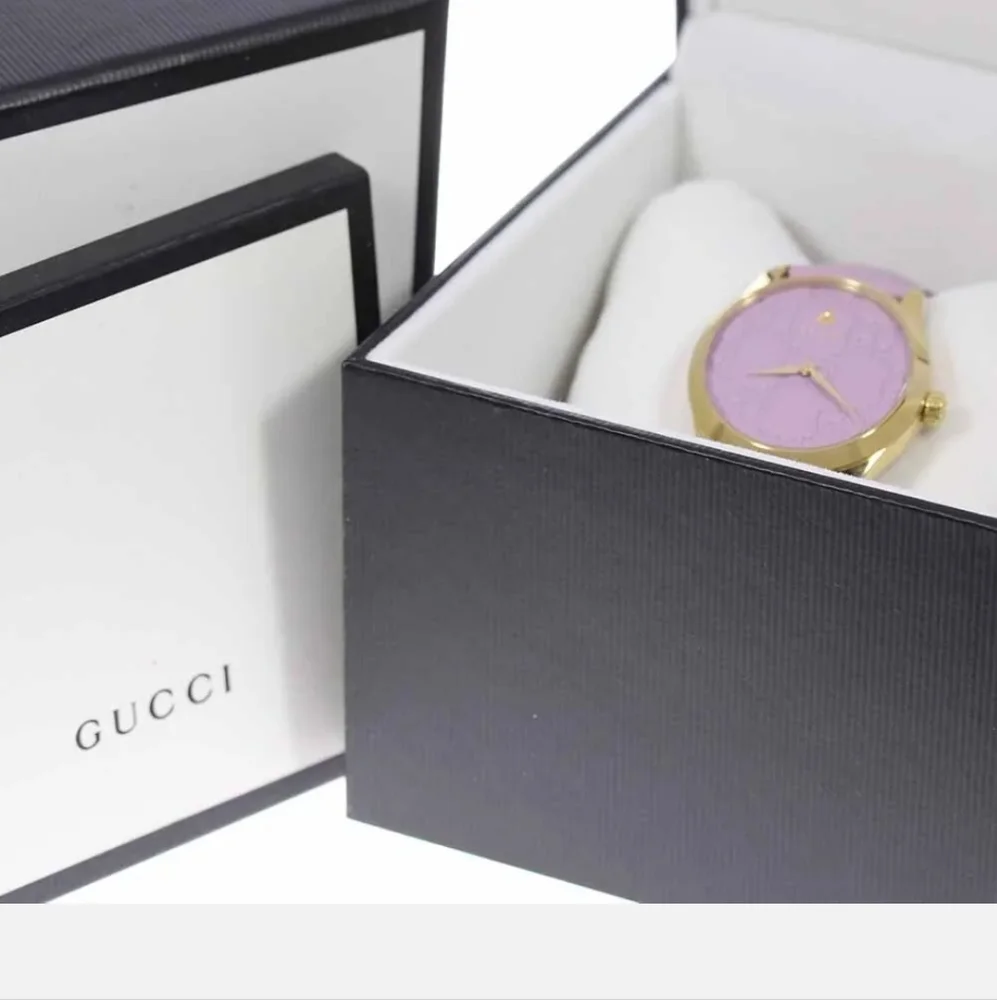 ITALIAN LUXURY PiNK QUILTED GUCCI WATCH ⌚️